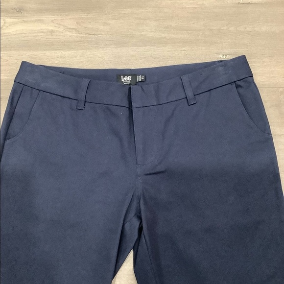Junior's Lee Uniforms 11 Large Shorts Chino Khakis Bermuda Stretch Navy Blue NWT - Picture 5 of 11